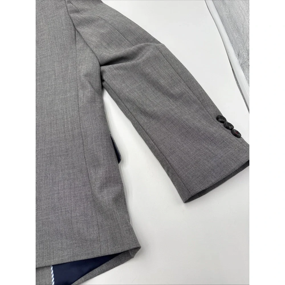 Tommy Hilfiger this product